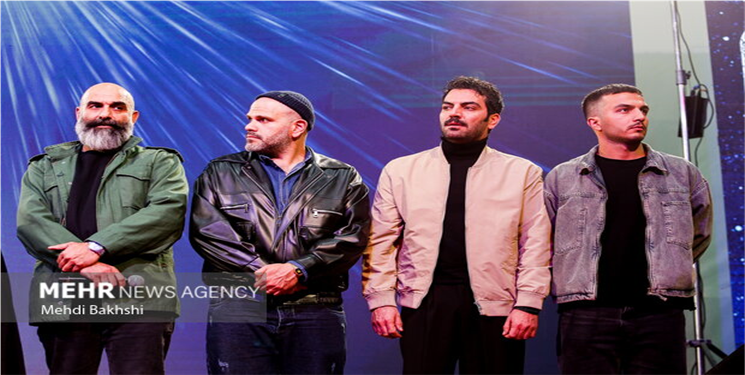 عوامل فیلم سینمایی مجنون در قم تجلیل شدند