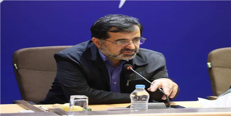 مدیران قم با نگاه تحول‌گرا به دنبال حل مسائل اقتصادی مردم باشند