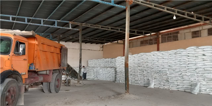 استان قم در صدر ارزیابی‌های کشوری در حوزه نظارت و پایش توزیع کود یارانه‌ای قرار گرفت