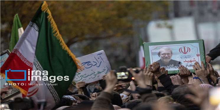 پیکر شهید لاریجانی و فرزندش در حرم حضرت معصومه آرام گرفت