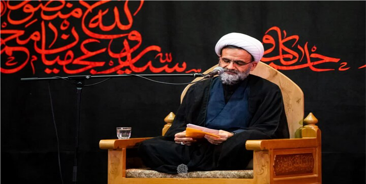 باید جریان احیای سبک زندگی ولایی را در جامعه راه‌اندازی کنیم