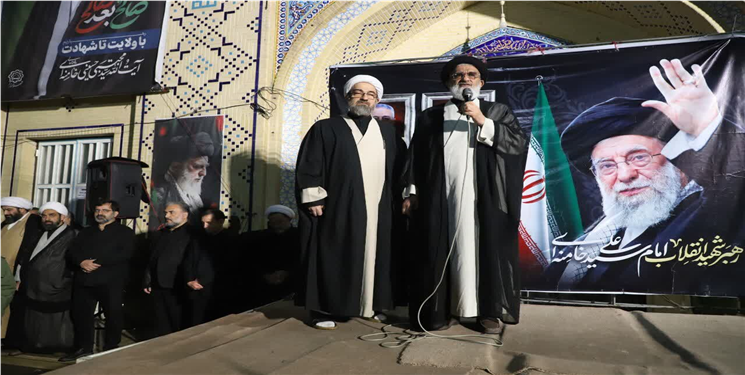 نماینده ولی فقیه در قم: وحدت و تبعیت از رهبری، رمز اقتدار ایران است