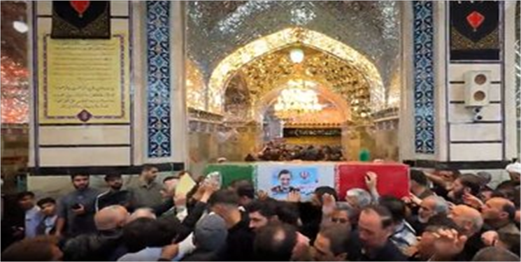 طواف پیکر سخنگوی سپاه در حرم حضرت معصومه (س)